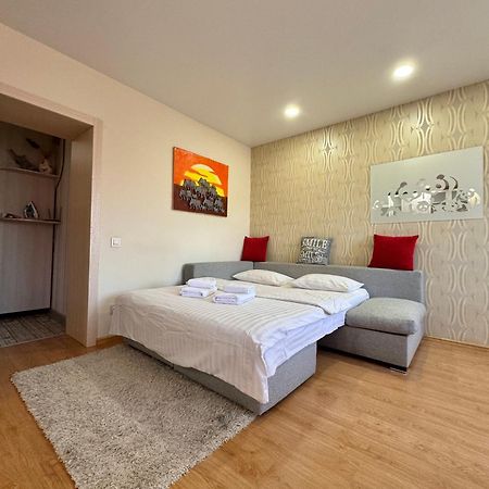 Apartpoltava Затишна 1-Кімнатна Студія,Новобудова В Самому Центрі Міста, Банківський Чек Εξωτερικό φωτογραφία