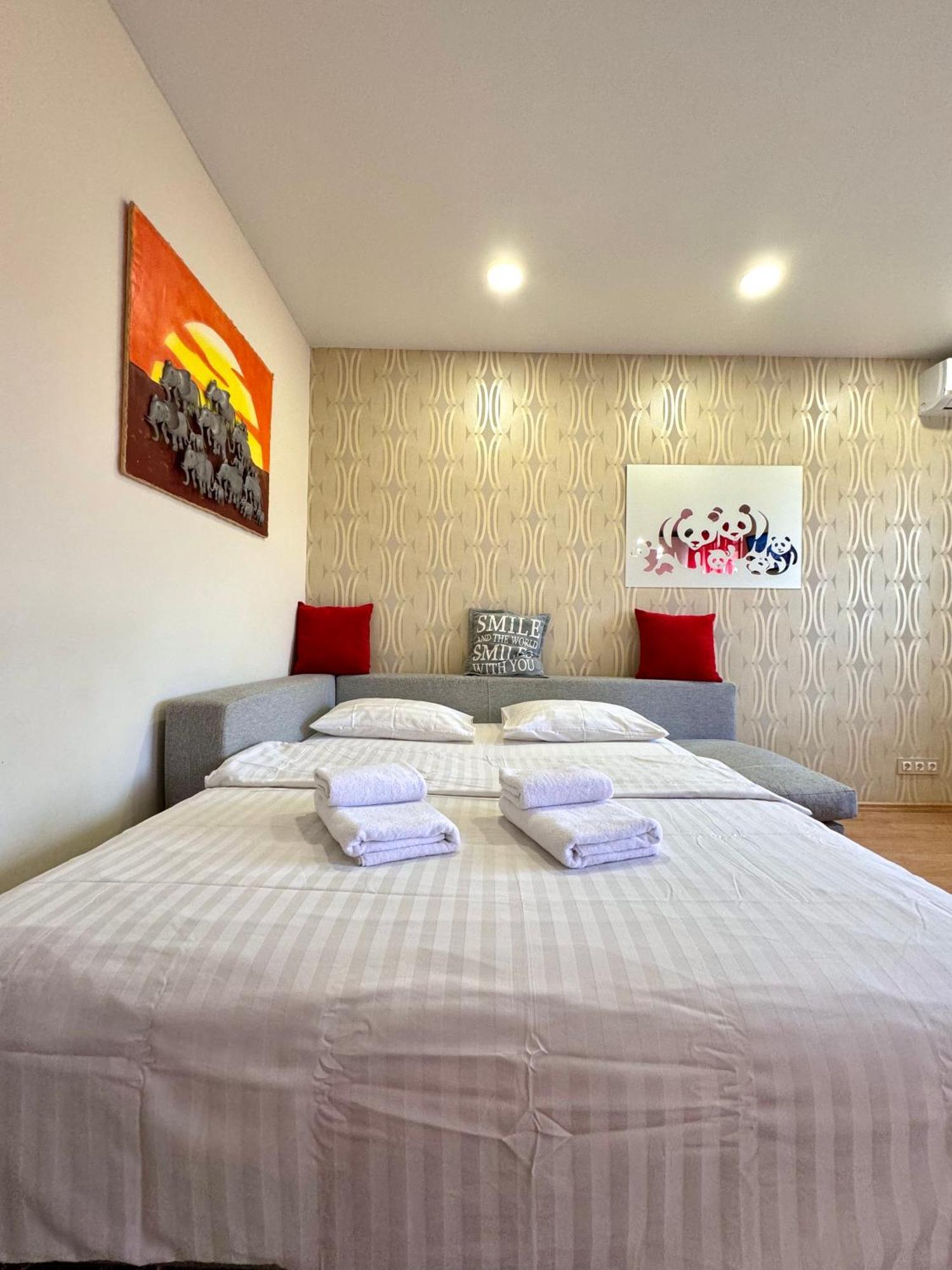 Apartpoltava Затишна 1-Кімнатна Студія,Новобудова В Самому Центрі Міста, Банківський Чек Εξωτερικό φωτογραφία